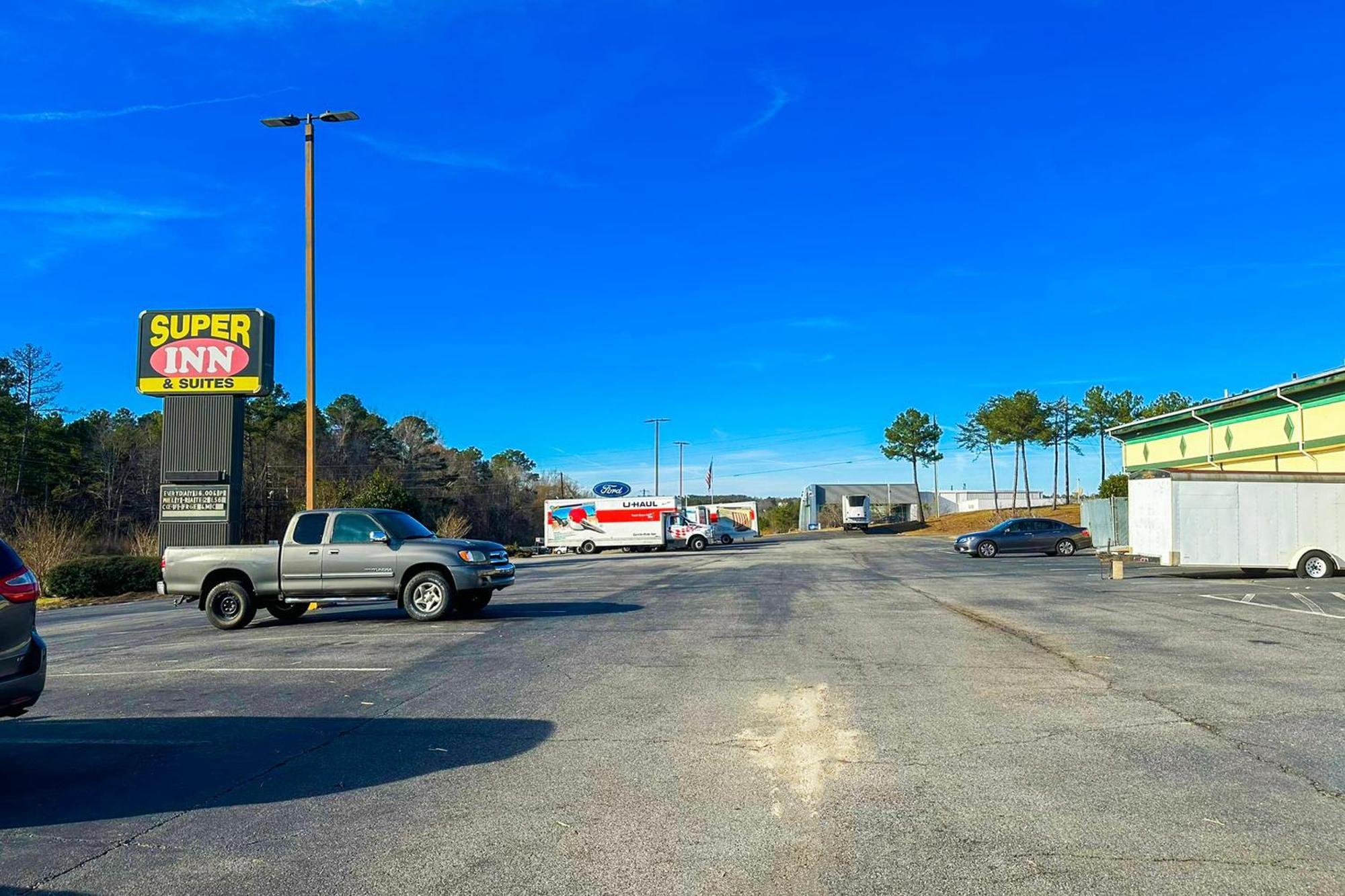 Super Inn&Suites Milledgeville Bagian luar foto