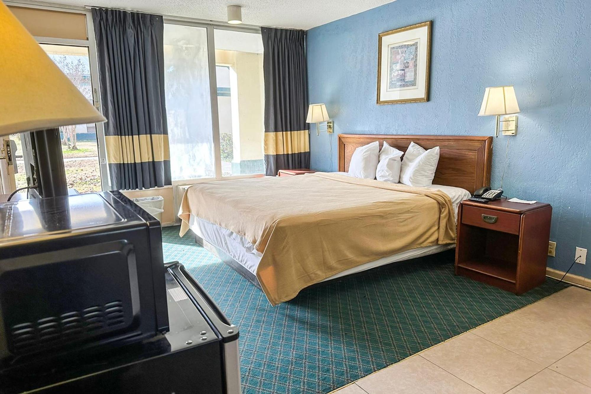 Super Inn&Suites Milledgeville Bagian luar foto