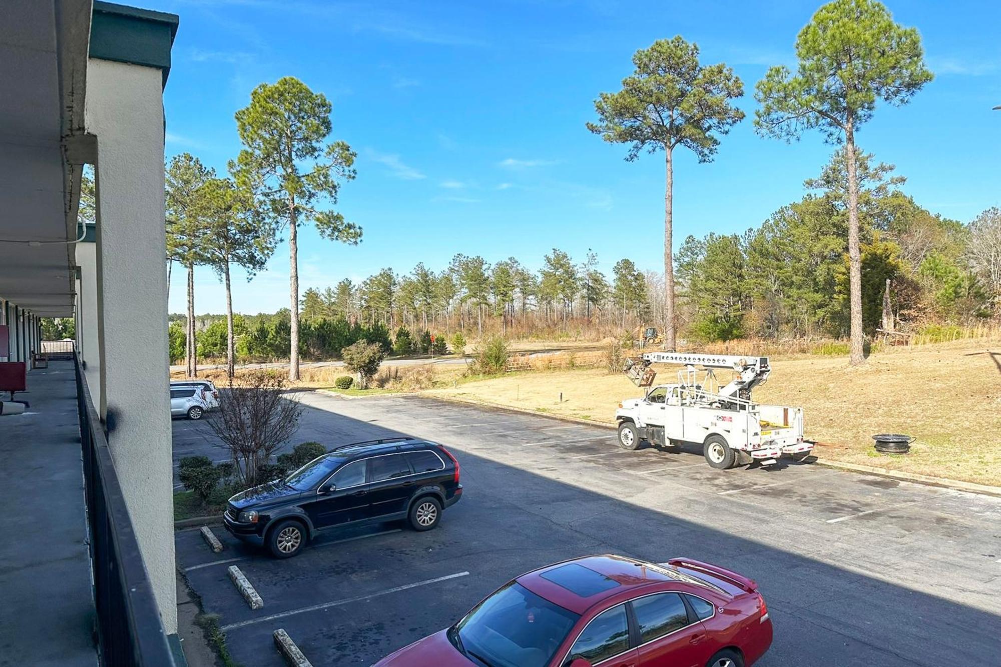 Super Inn&Suites Milledgeville Bagian luar foto