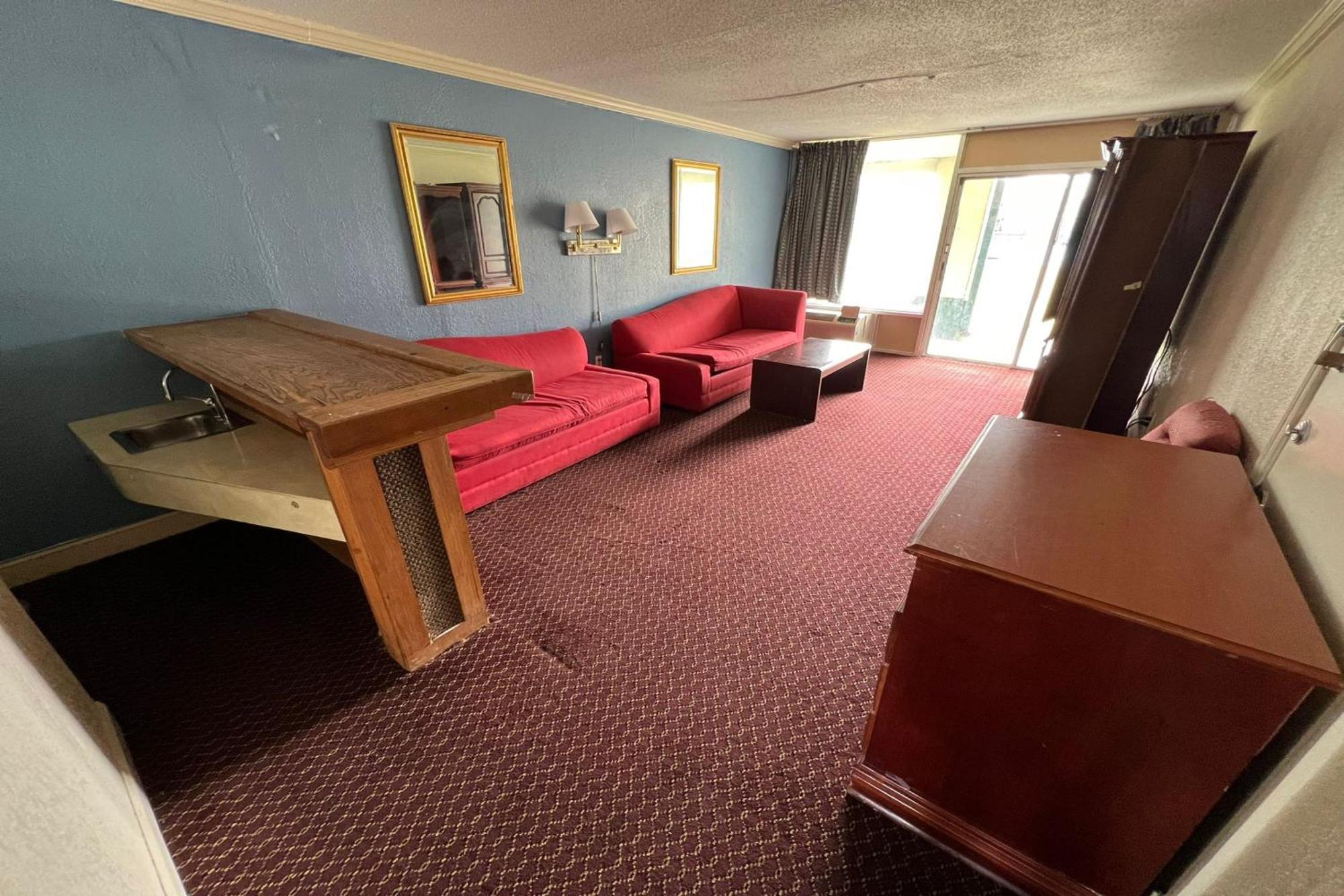 Super Inn&Suites Milledgeville Bagian luar foto
