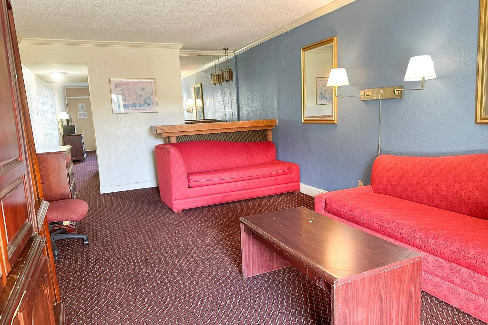 Super Inn&Suites Milledgeville Bagian luar foto