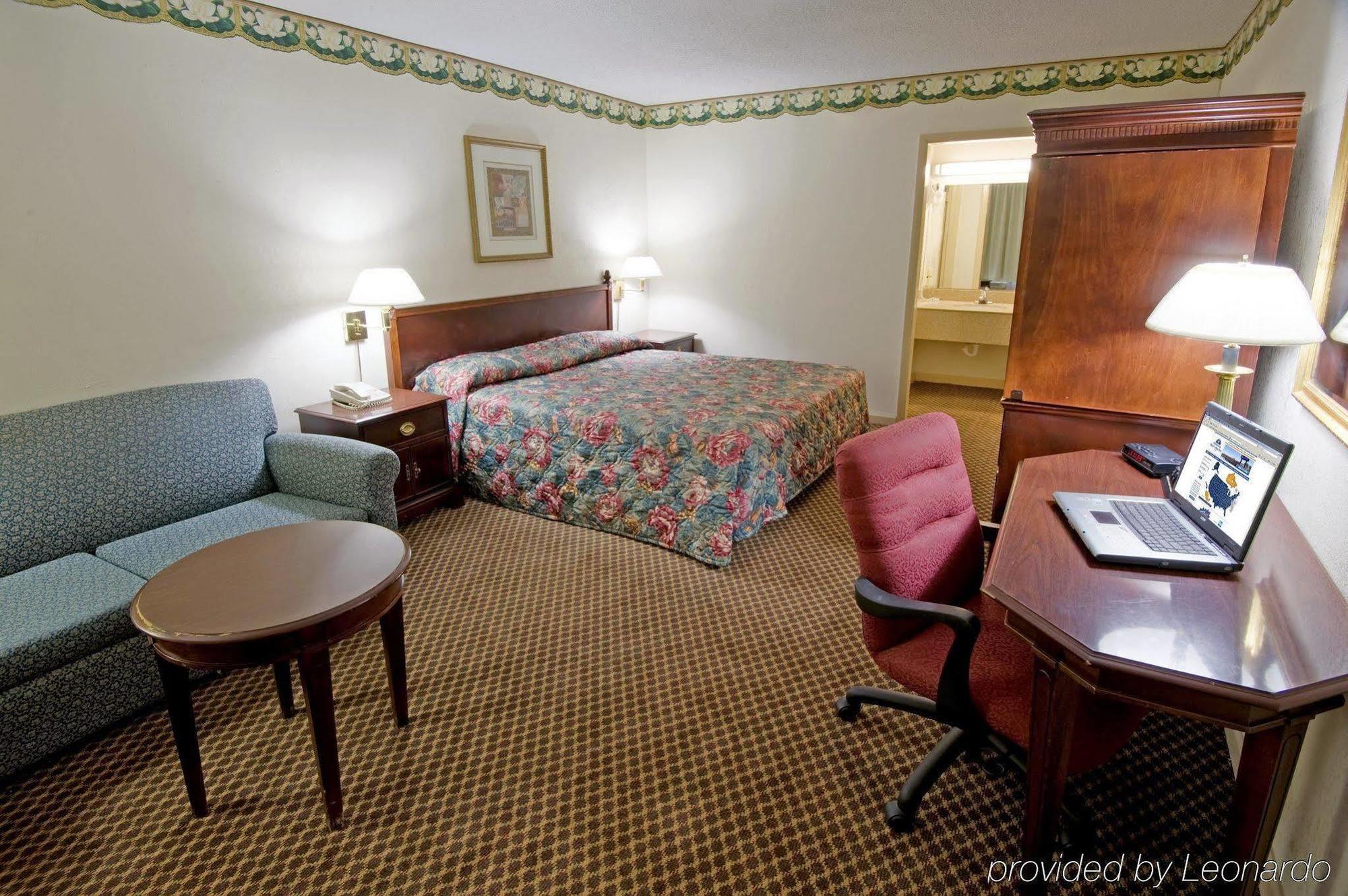 Super Inn&Suites Milledgeville Bagian luar foto
