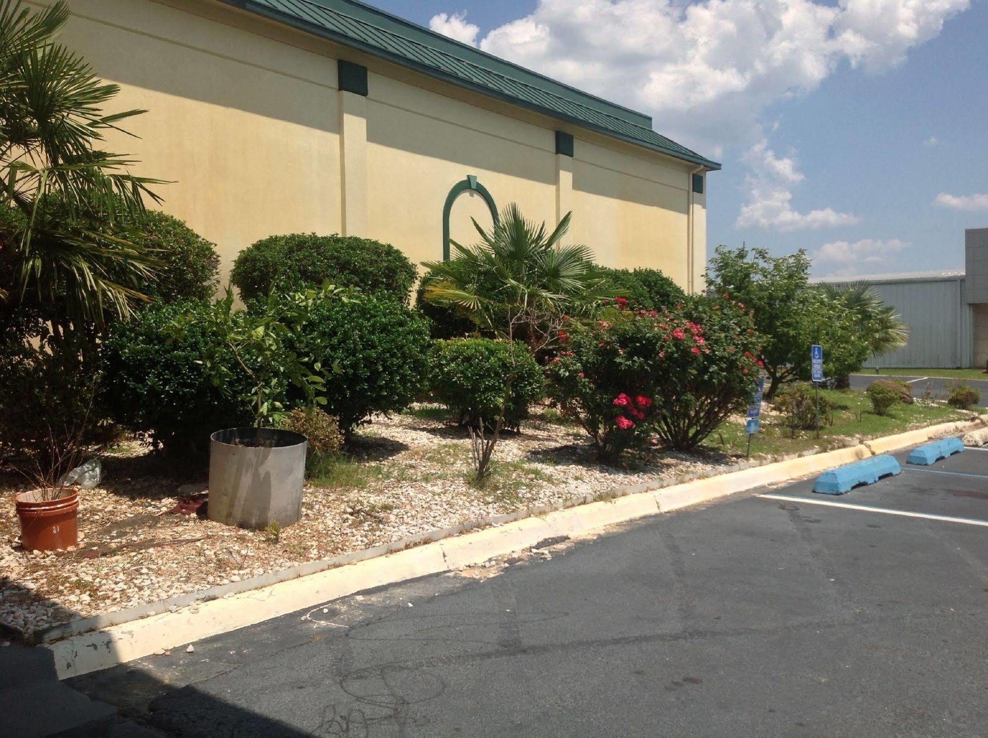 Super Inn&Suites Milledgeville Bagian luar foto